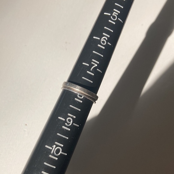 Sterling 925 pipe cut ring. Industrial style. Vintage approximate size 8US - Picture 5 of 6